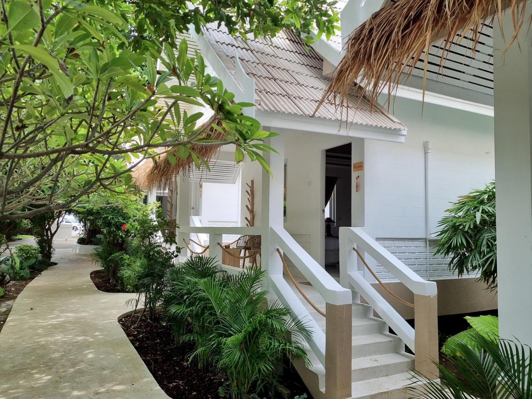Elephant Beach Club & Resort Samui チャウエン エクステリア 写真